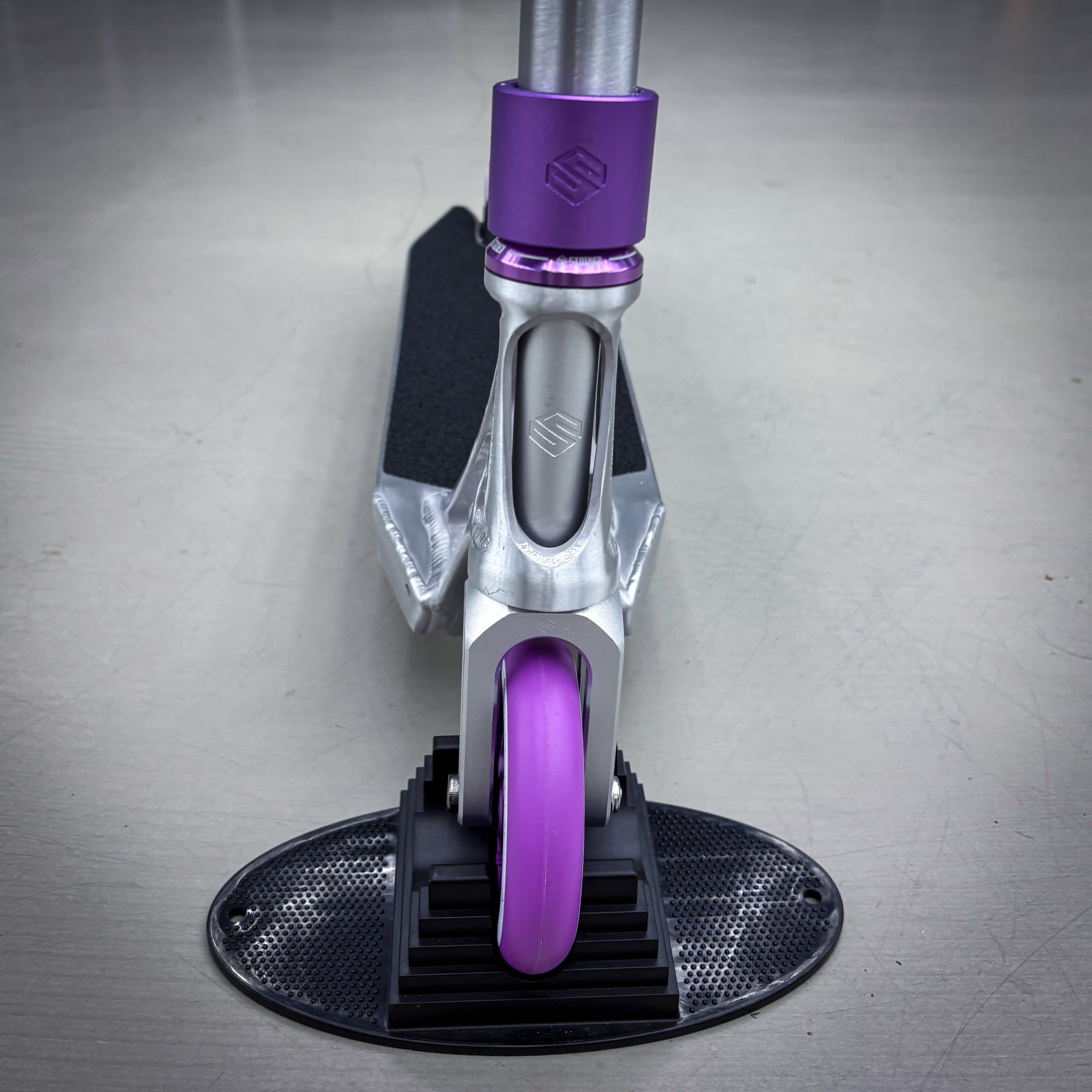 Striker Ethic Silver/Purple 500 Custom Build - Silver/Purple