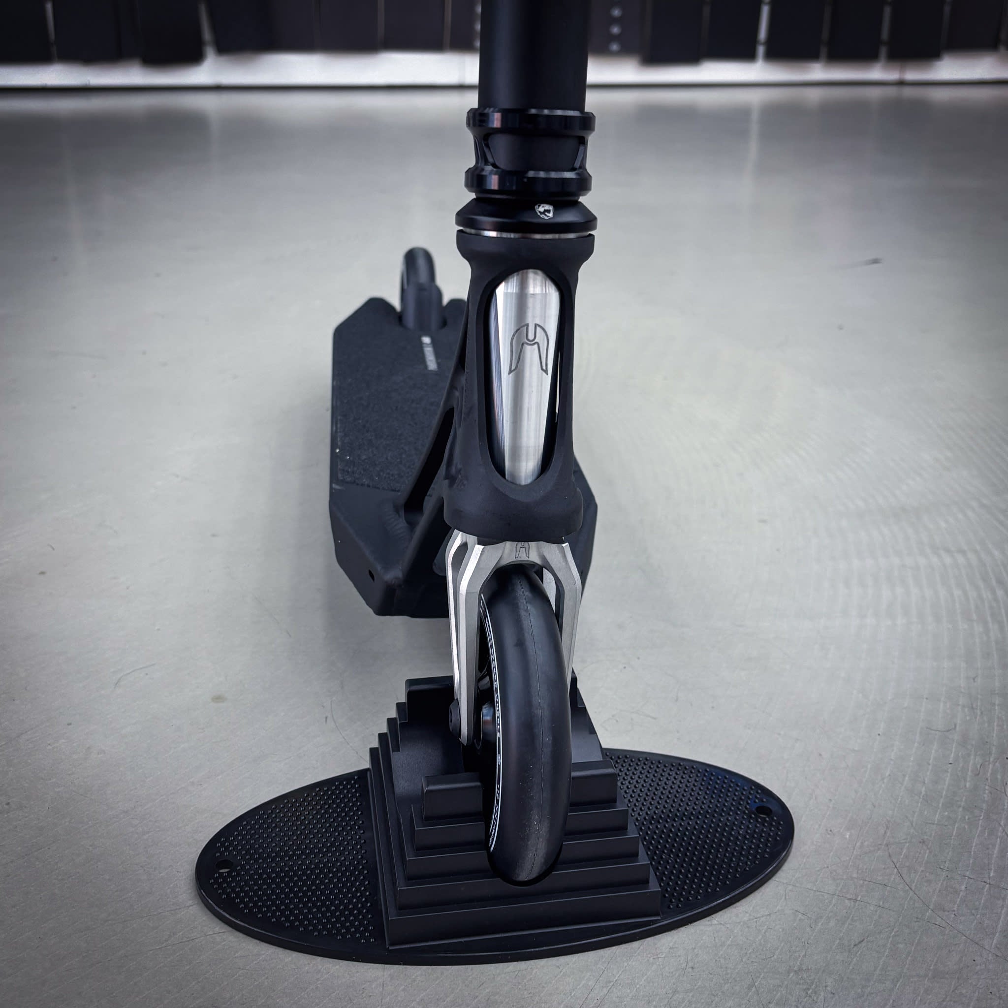 Striker Ethic Black Custom Løbehjul - Black-ScootWorld.dk