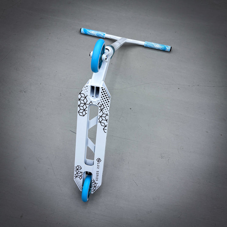 Striker Lux V2 White/Teal Custom Scooter - White/Teal